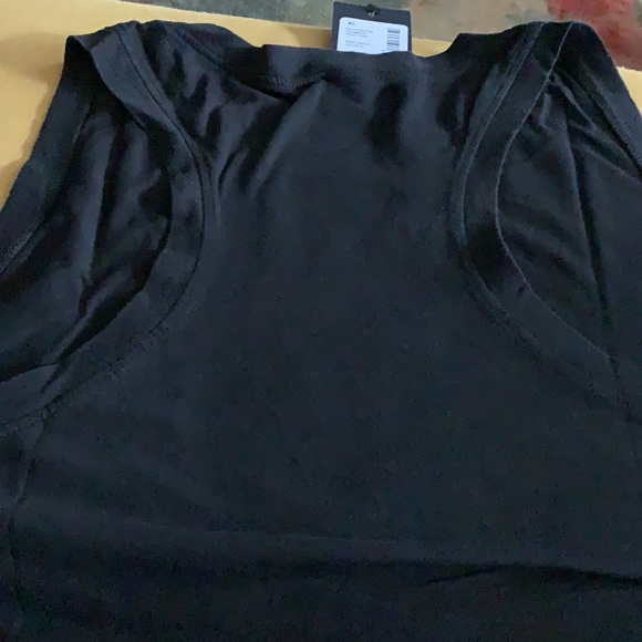 Peloton Black Flow Racer Tank - Picture 2 of 4
